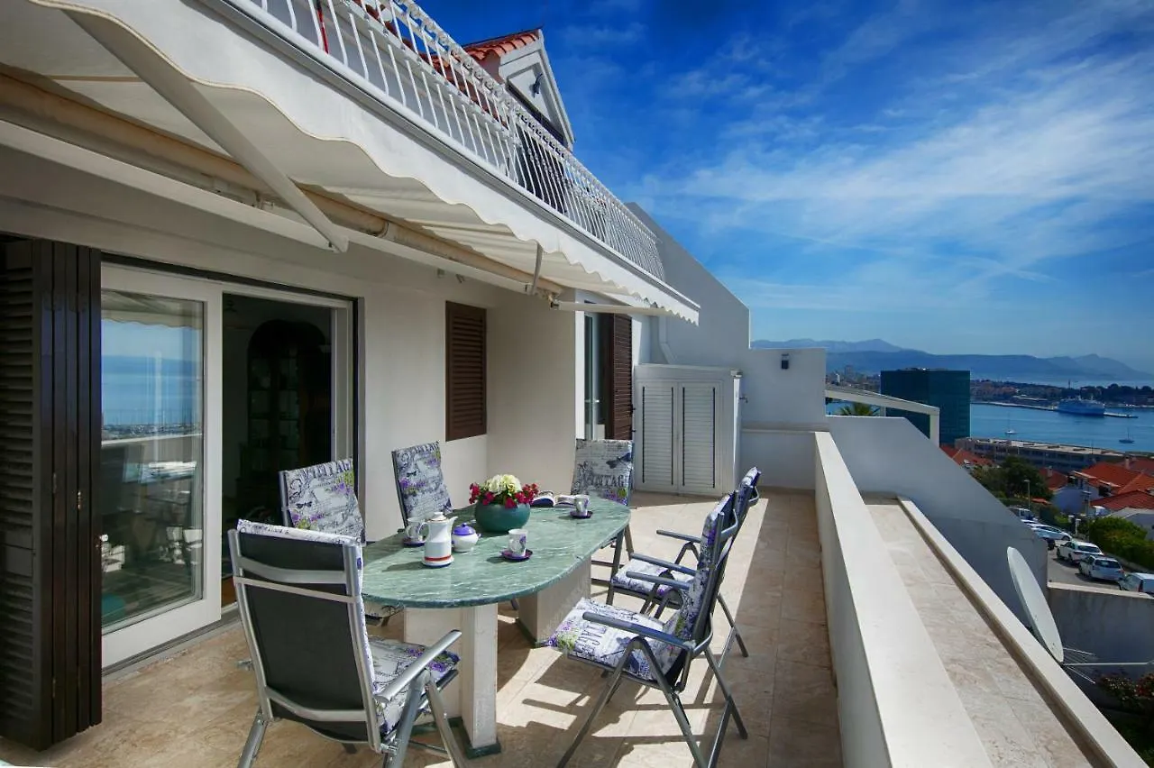 Luxury Apartment Lana Split